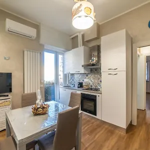 Casa Solemare Appartamento Savona